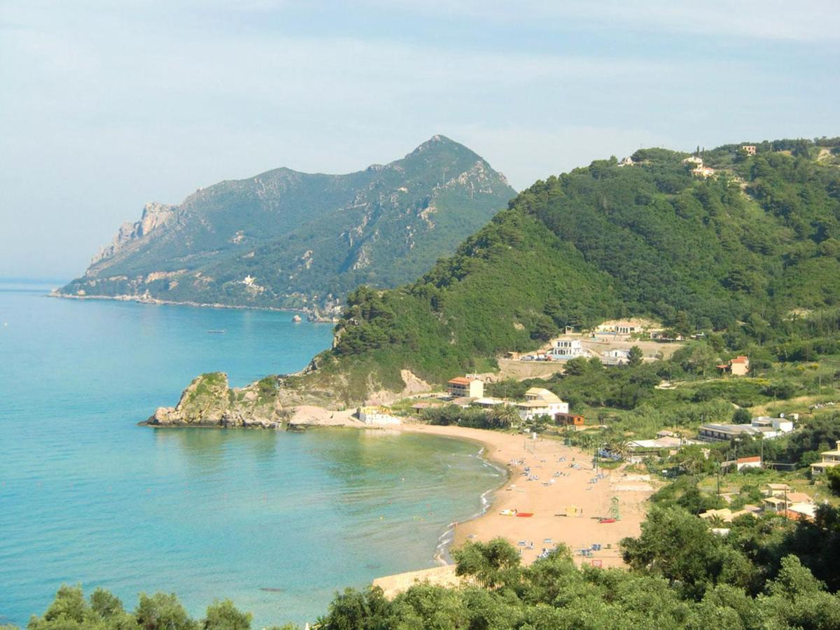 Large Apartment By The Pool - Pelekas Beach, Corfu ภายนอก รูปภาพ