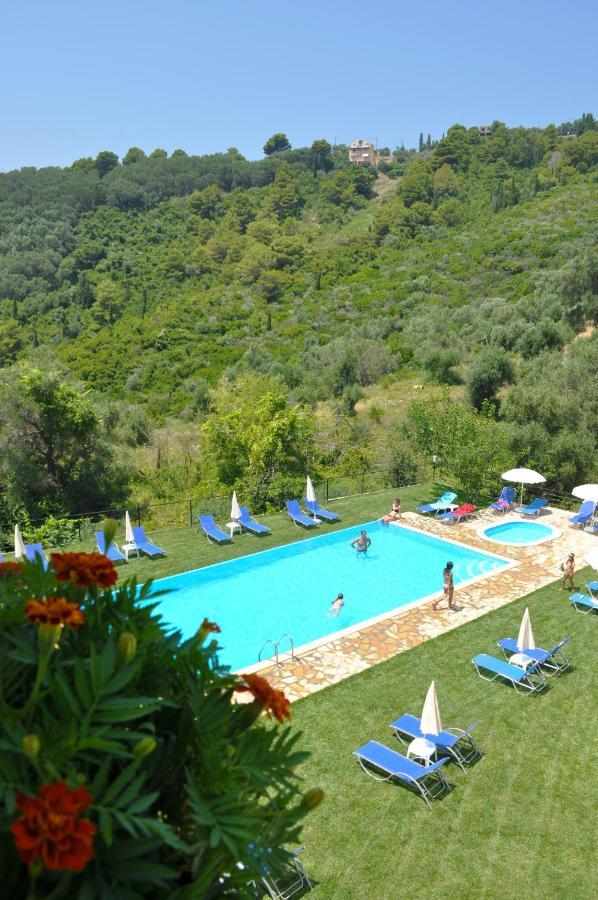 Large Apartment By The Pool - Pelekas Beach, Corfu ภายนอก รูปภาพ